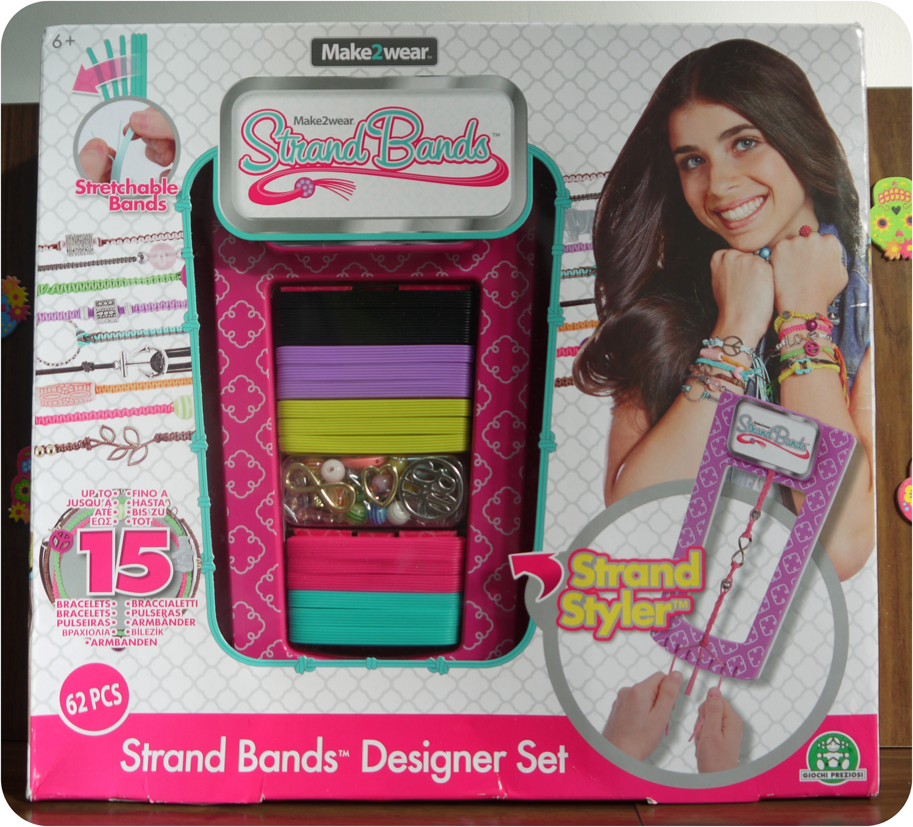 Strand Bands Designer Kit from Flair Plc – Girls Arts and Crafts – Review